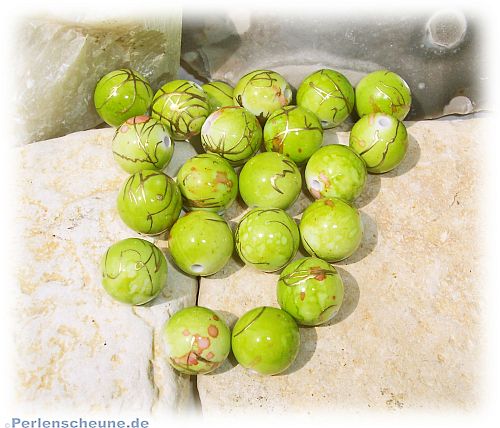 20 Perlen grün marmoriert mit goldfarbenen Fäden 11 mm