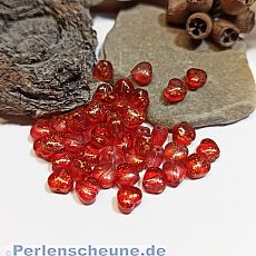 10 Glas Herzen Perlen rot mit Goldpuder 6 mm