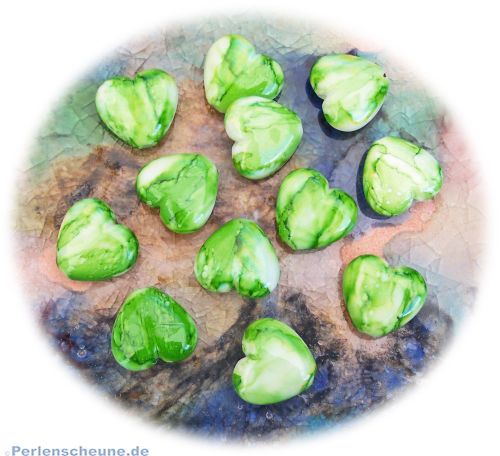 Perlen grün 2 Herzperlen 20 mm Schmuckperlen