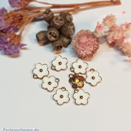 2 Charms Kettenanhänger kleine Blume Emaille weiss goldfarben 13 mm