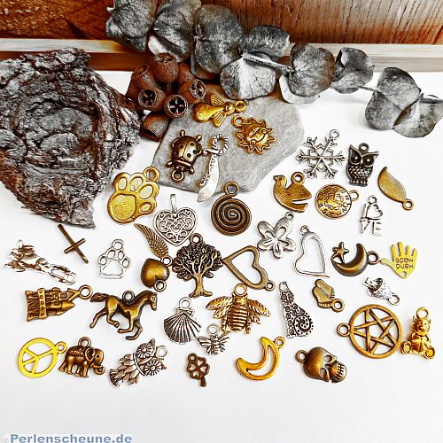 30 Charms Kettenanhänger Set silber-, gold-, bronzefarben antik 10 -25 mm