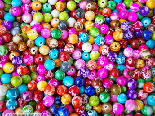 Perlenset 40 Rainbow Perlen 6 mm Kunststoff