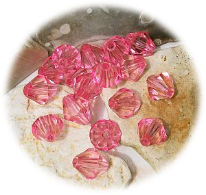 10 schöne große faceted Rhomben Perlen 16 mm rosa